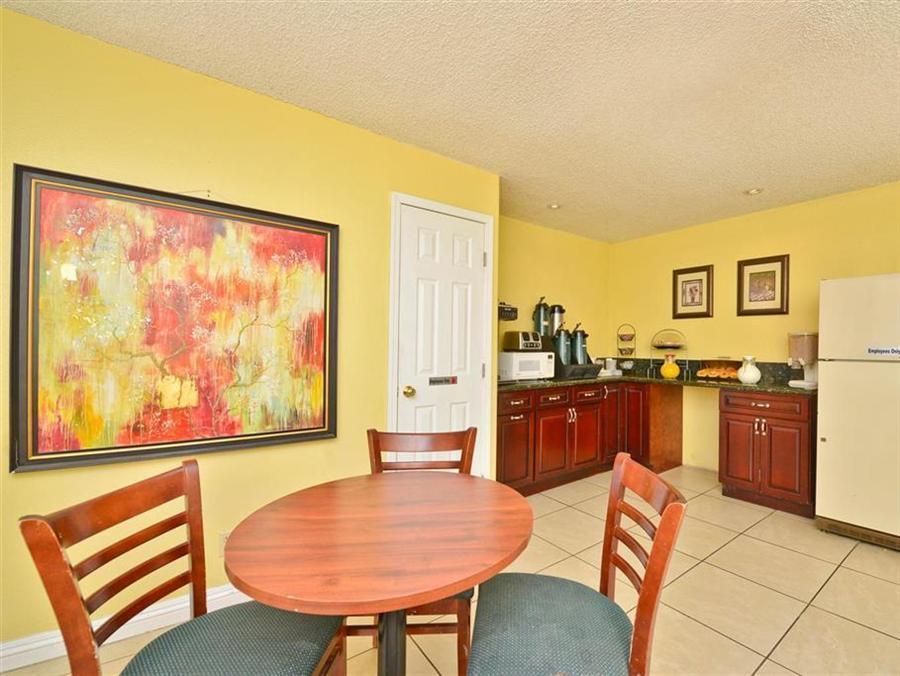 Quality Inn Kettleman City Near Hwy 41 Exterior photo